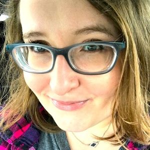 Meet your Posher, Esther